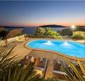 5 bedroom beachfront villa with pool on Ciova Island, Trogir, sleeps 12